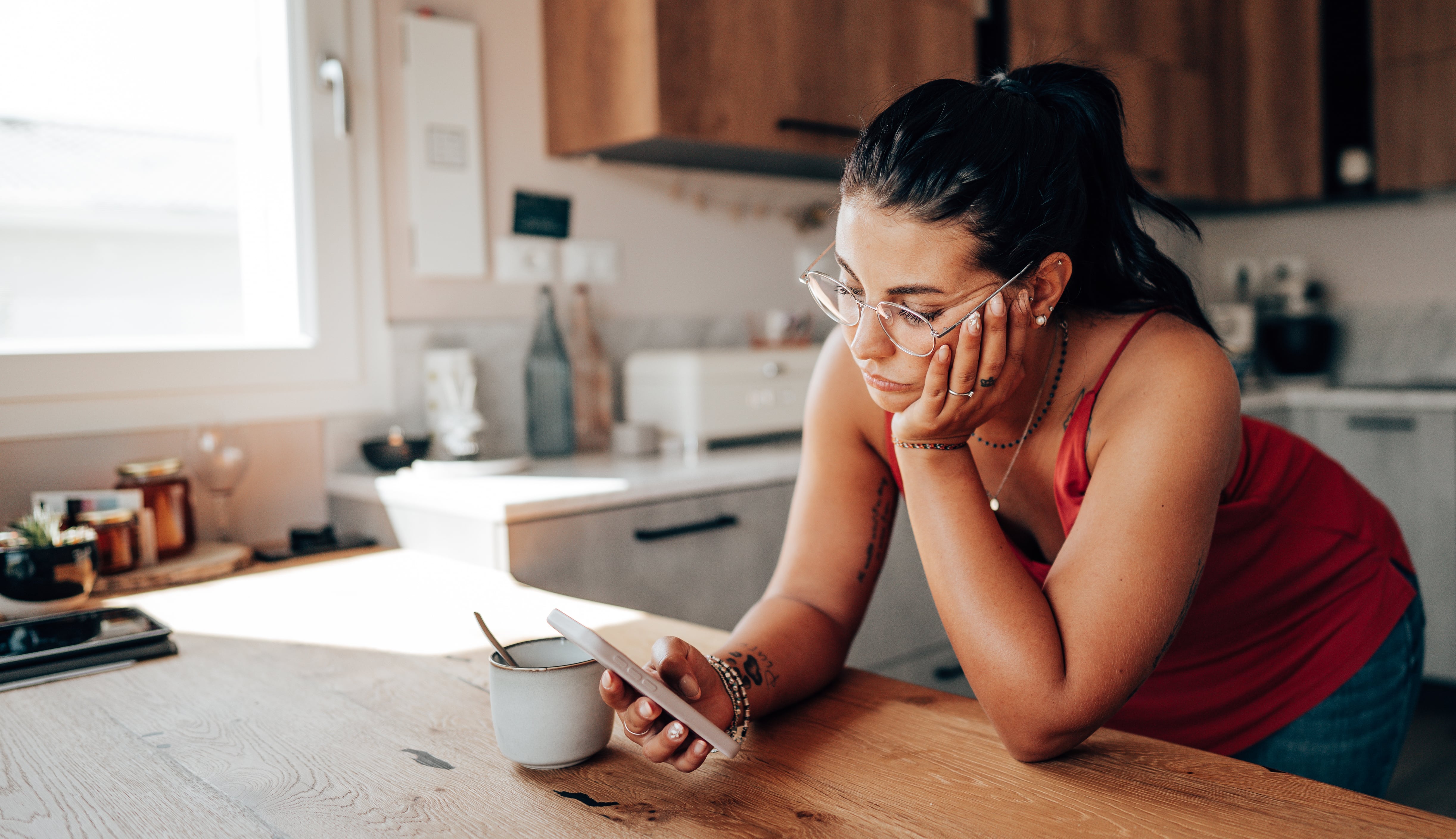 De la operación bikini al ‘summer glow up’: la presión estética se renueva en las redes sociales